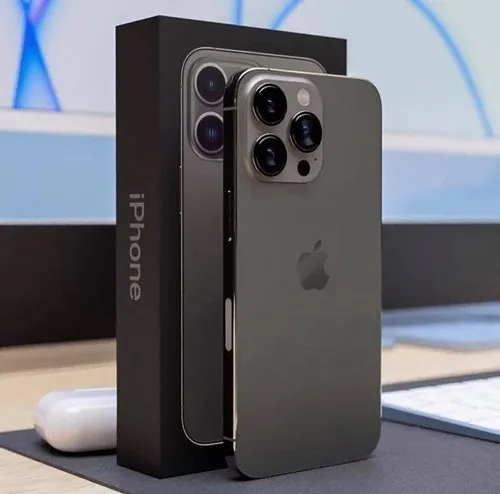 iPhone 15